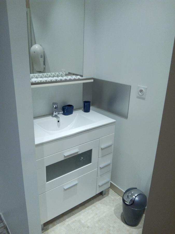 Civrac-en-Médoc Chambres D'Hotes Chateau Pierre De Montignac מראה חיצוני תמונה